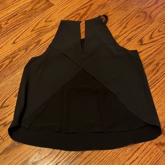 Parker Woman’s Tank With Silver Straps and Criss Cross Back Size S - Picture 4 of 5